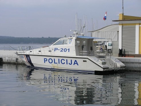 Nordic Yacht Charter har erbjudande på lunchkryssning. Boka fyra timmar, betala endast för tre timmar.